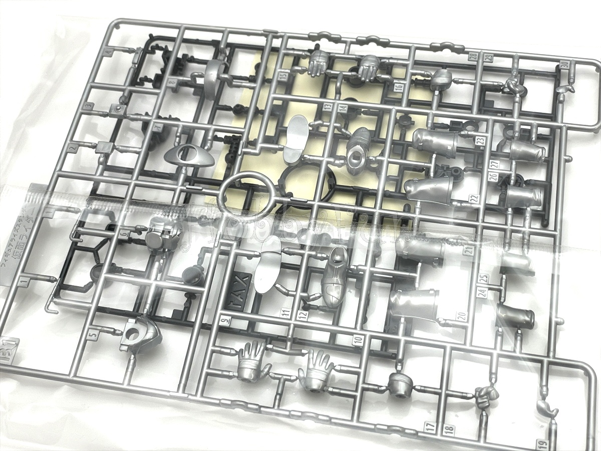 Figure-rise Standard 仮面ライダー新1号 プラモデル