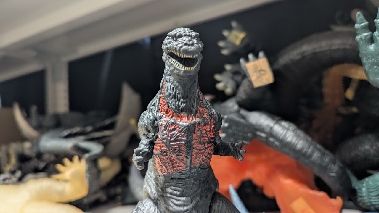 ゴジラのフィギュア